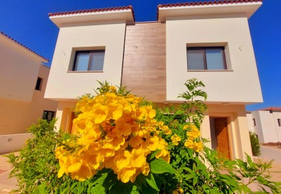 Pegeia - Coral Bay Semi Detached Villa For Sale | BK8569