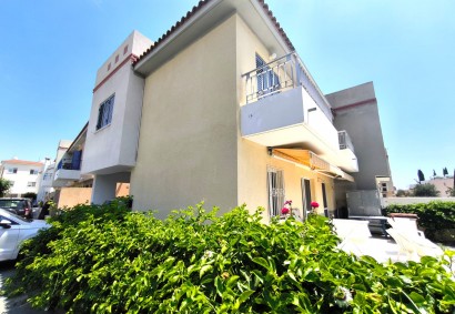 Kato Paphos - Universal Town House For Sale | BK10066