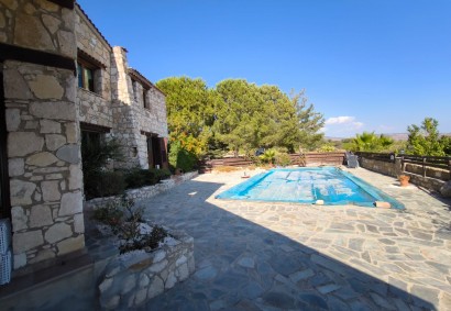 Psathi, Paphos Ground Floor Apartment For Rent | MB10107