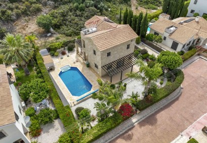 Kouklia Pafou, Paphos Detached Villa Rented | BK10173