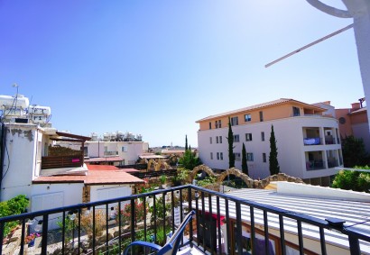 Kato Paphos, Paphos Apartment For Sale | BBKE10341