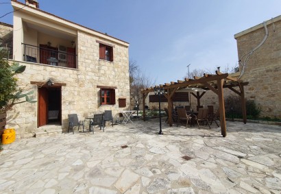 Kathikas, Polis Traditional House For Rent | RA11046