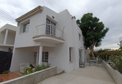 Paphos - Anavargos, Paphos Town House For Rent | R11236