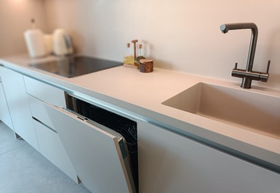 Paphos Town, Paphos Apartment For Sale | AI11320