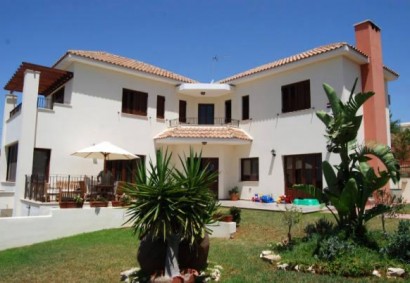 Choletria, Paphos Detached Villa For Rent | BKM11561