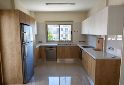 Paphos Town, Paphos Apartment For Rent | RK11591