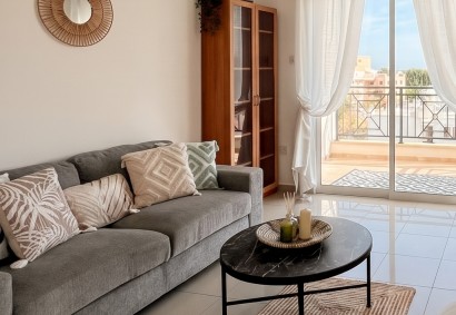Kato Paphos - Universal, Paphos Apartment For Sale | R11725