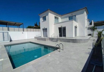 Tala, Paphos Detached Villa For Rent | BK11762